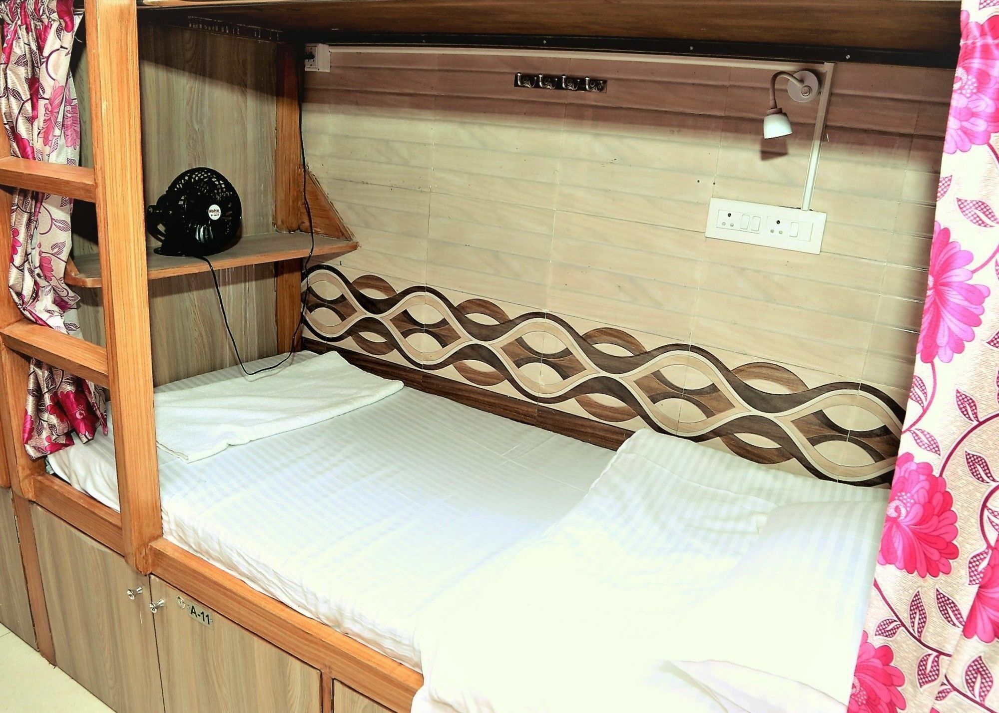 Delta Dormitory مومباي المظهر الخارجي الصورة