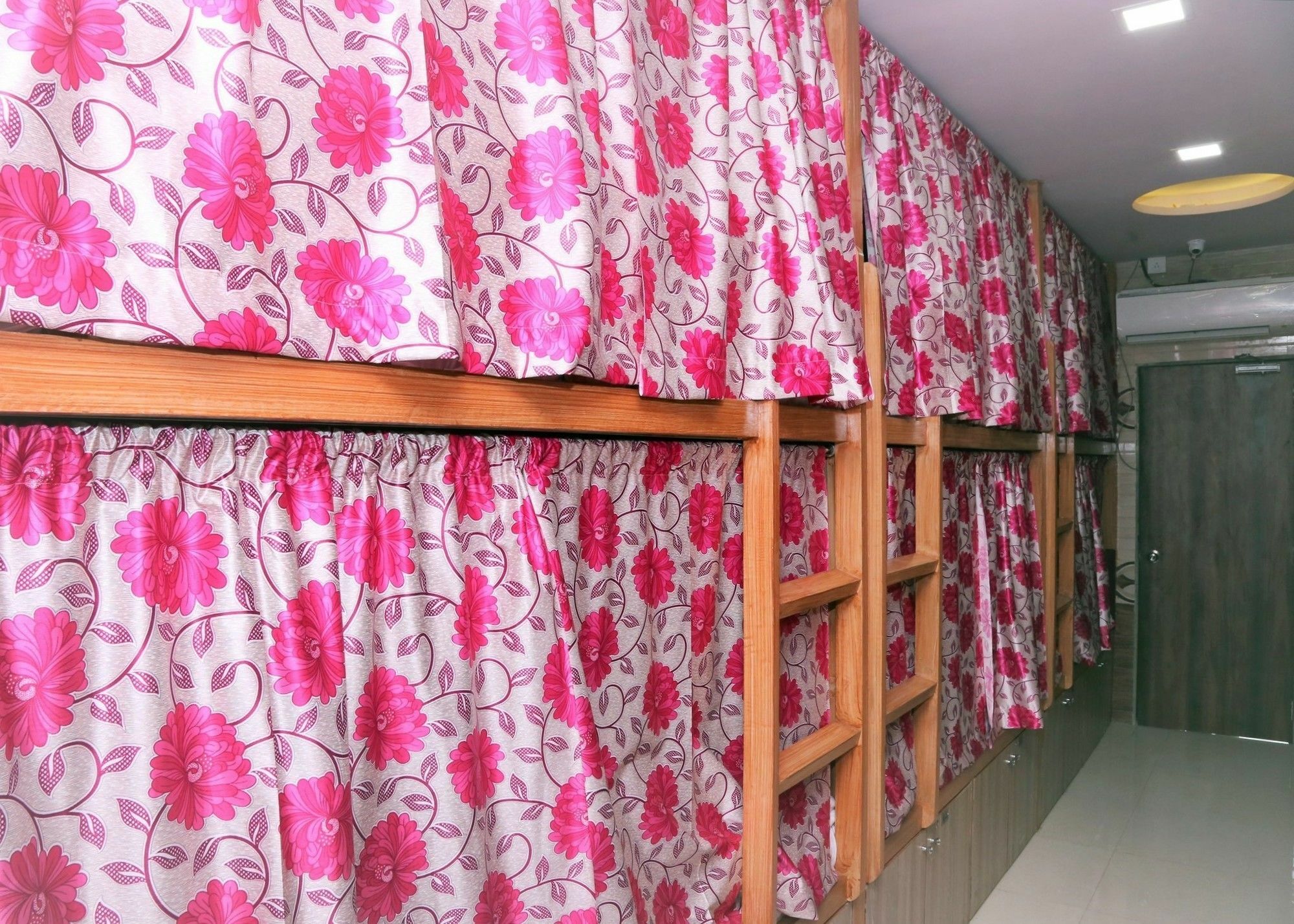 Delta Dormitory مومباي المظهر الخارجي الصورة
