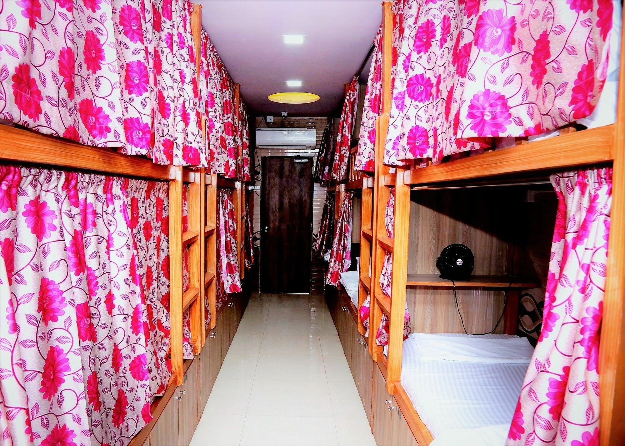 Delta Dormitory مومباي المظهر الخارجي الصورة